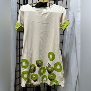 VINTAGE GRANIPH Kiwi Print Cream A-LINE SHORT SLEEVES TEE SHIRT Dress, SIZE S/M
